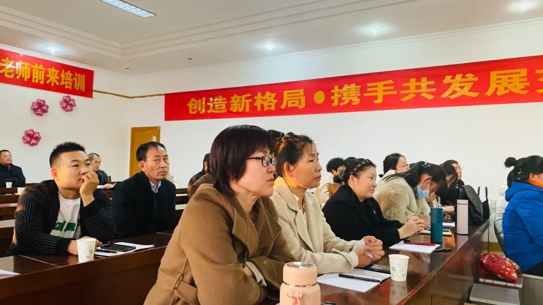 敬厚爱，赢未来|2023万喜电器淄博区域核心经销商峰会圆满举行(图5)