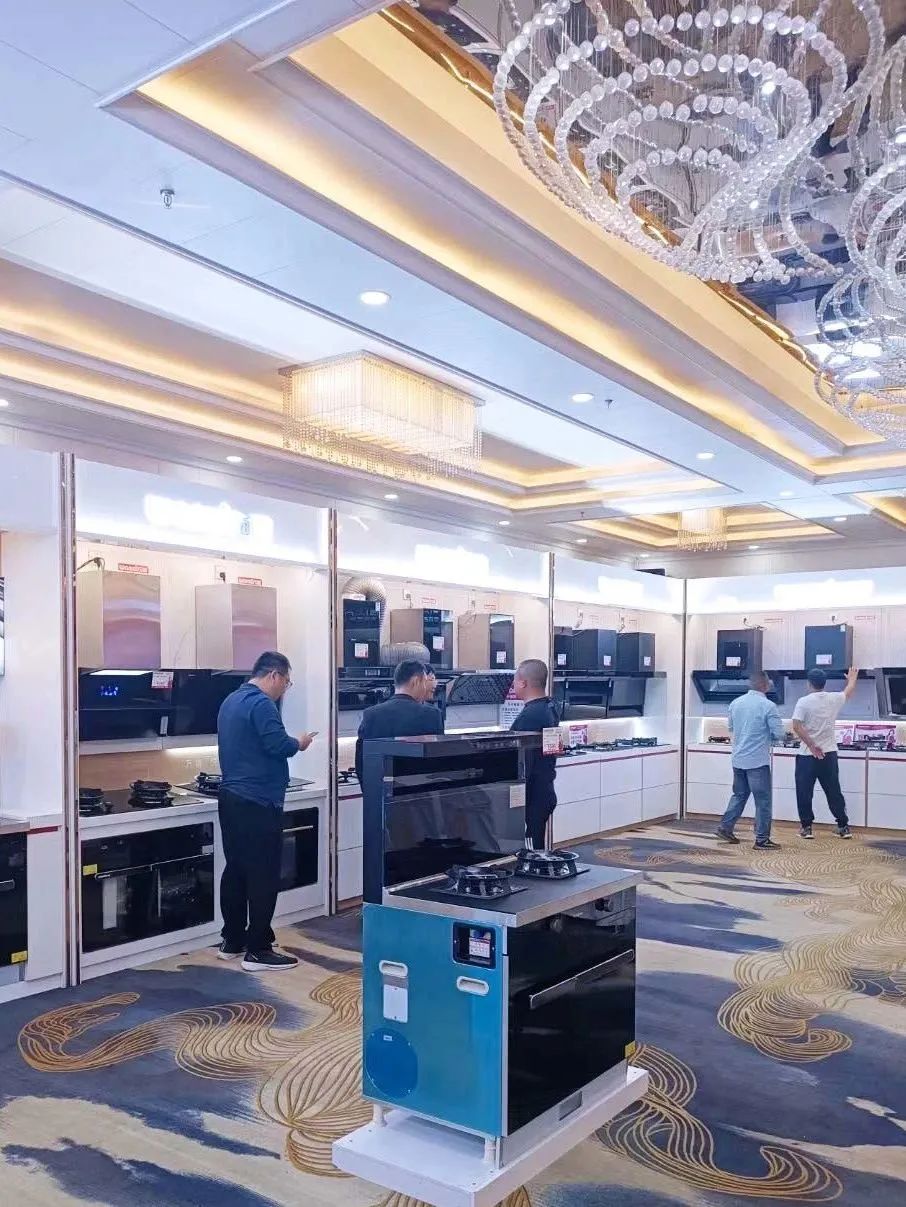 万喜电器2023年度营销峰会圆满落幕：亮剑2024集成新品类，探寻辉煌未来(图5)