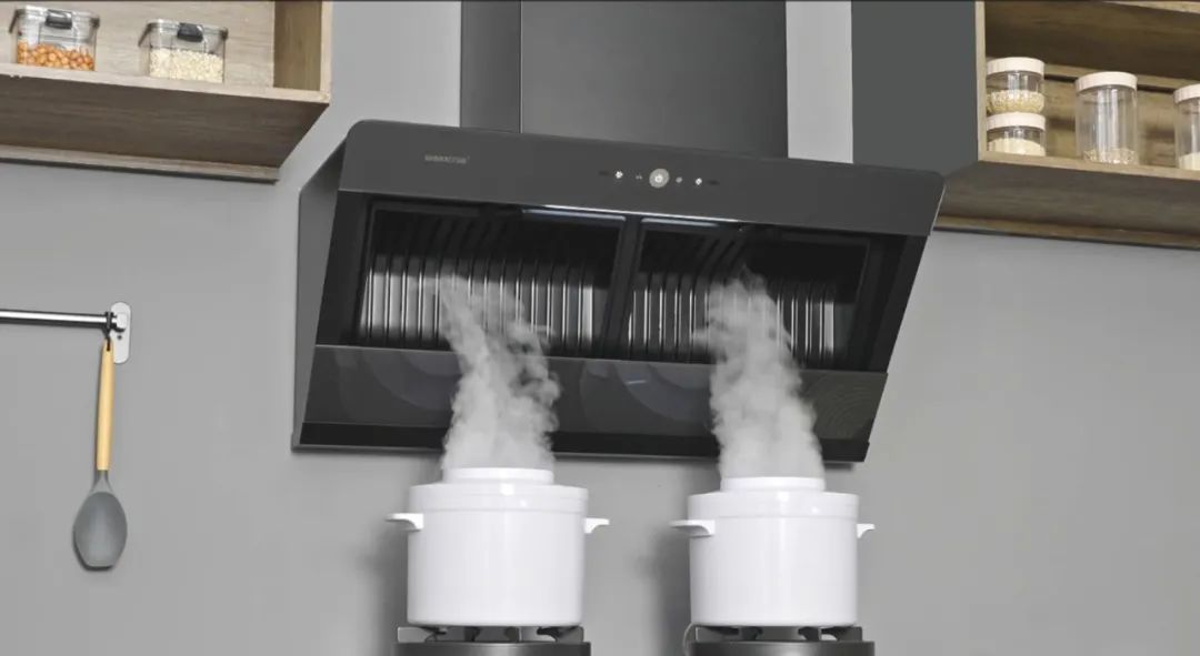 净烟实力派！万喜新品YF83大吸力油烟分离吸油烟机惊喜亮相(图2)