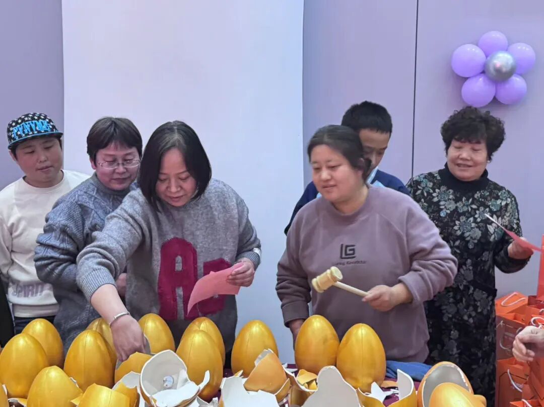 乘风破浪向前行，众志成城创辉煌！万喜电器2025新春年会活动圆满完成(图9)